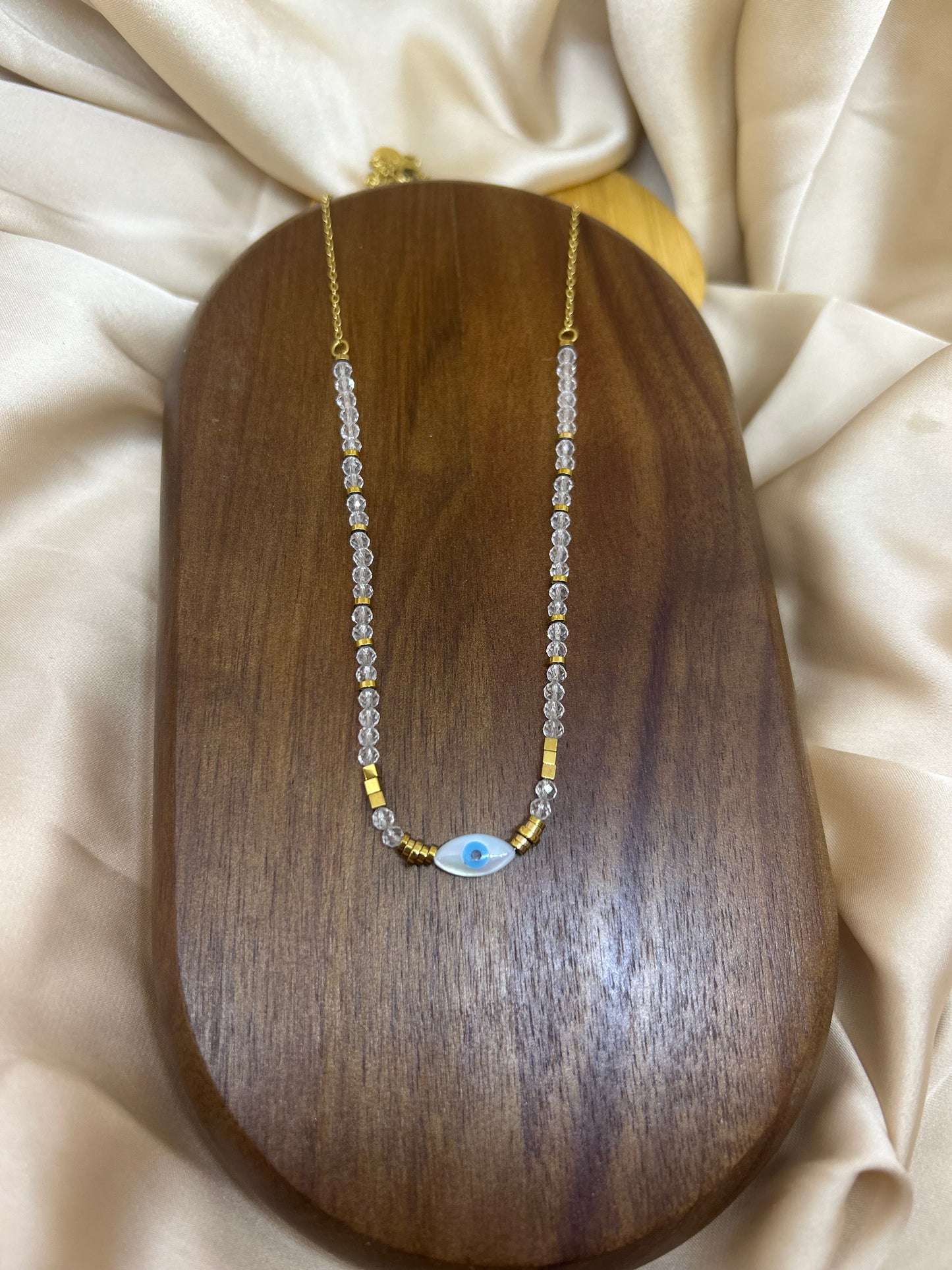 Collier perle eyes